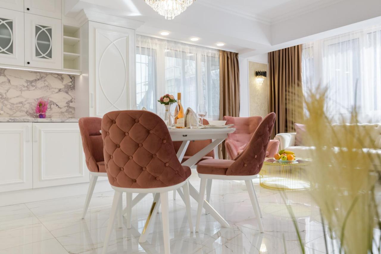 Лукс На Море Luxury Apartment In Downtown With Garage Varna Exterior foto