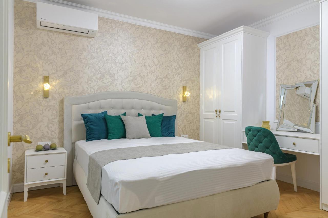 Лукс На Море Luxury Apartment In Downtown With Garage Varna Exterior foto