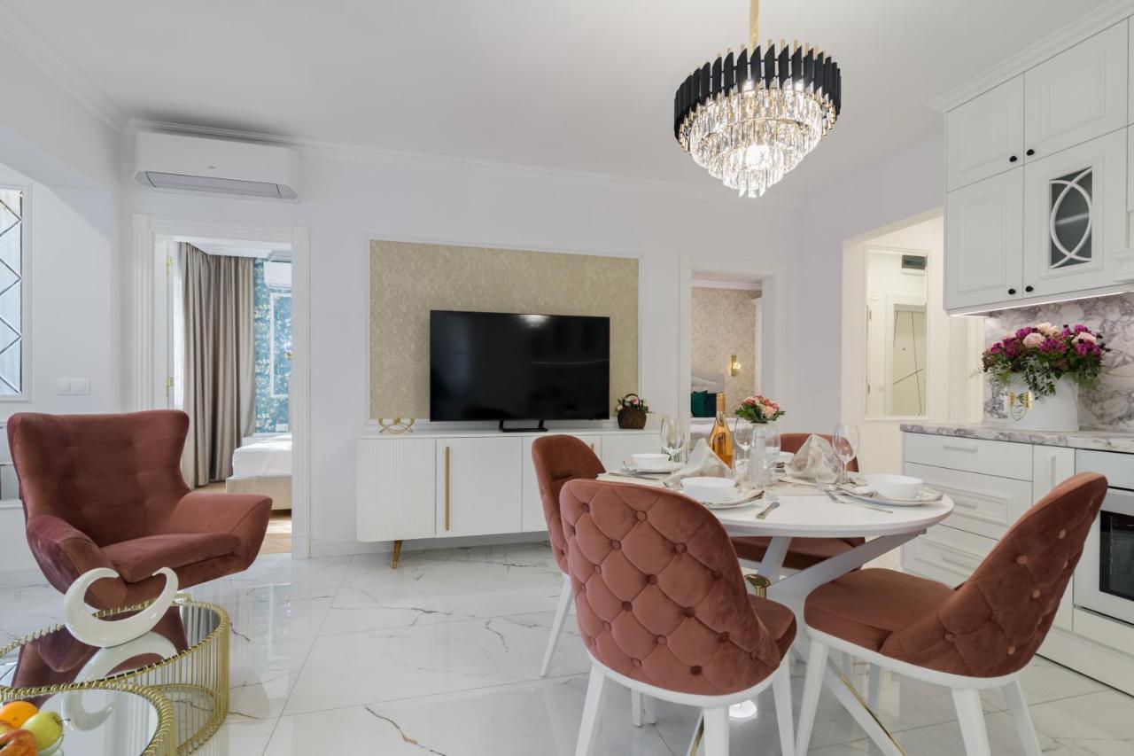 Лукс На Море Luxury Apartment In Downtown With Garage Varna Exterior foto